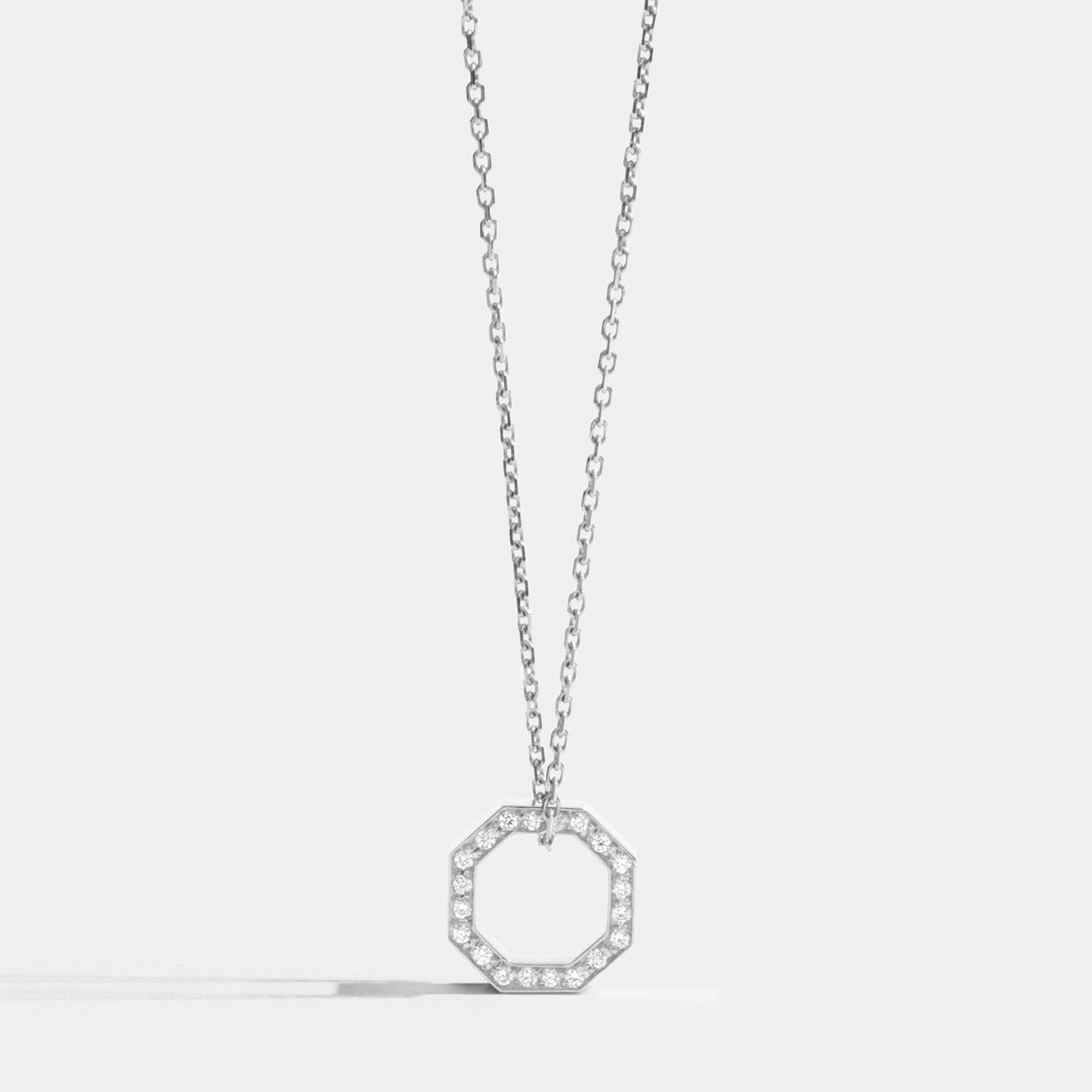 OCTAGONE PENDANT_18K-WHITE_WITH DIAMOND